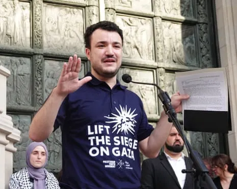 US Immigration Judge Orders Deportation of Pro-Palestinian Activist Citing Misrepresented Facts on Green Card Form
